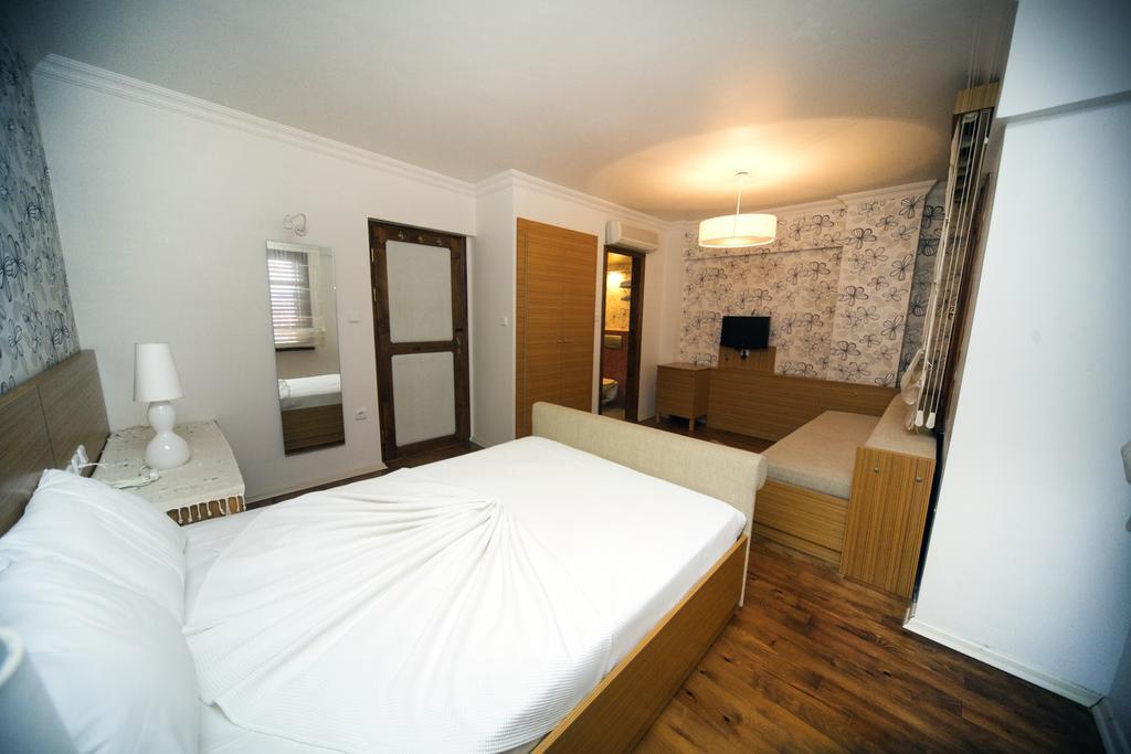 Apollon Hotel บอซจาดา ภายนอก รูปภาพ