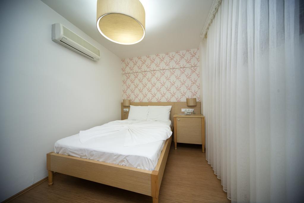 Apollon Hotel บอซจาดา ภายนอก รูปภาพ