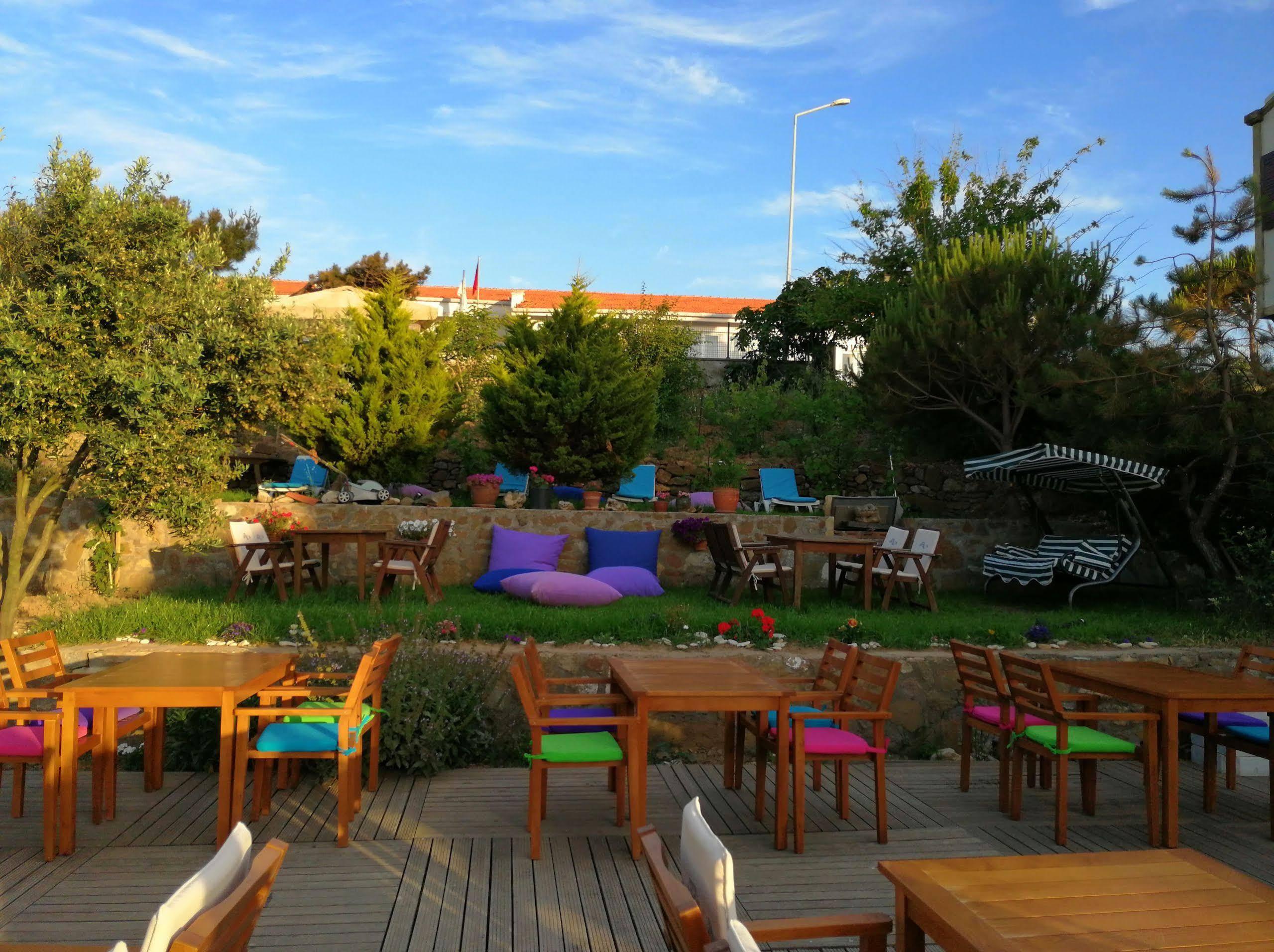 Apollon Hotel บอซจาดา ภายนอก รูปภาพ